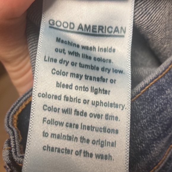 Good American Good Waist Zipper Detail Jeans - Picture 14 of 14